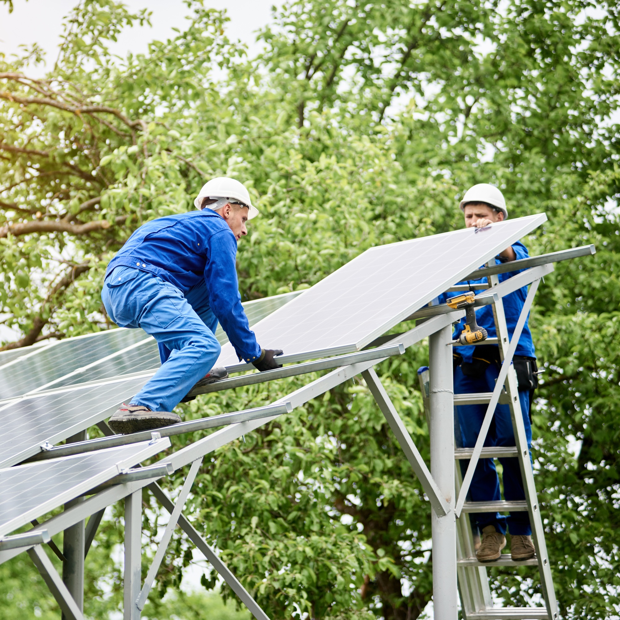 Installing of solar photo voltaic panel system